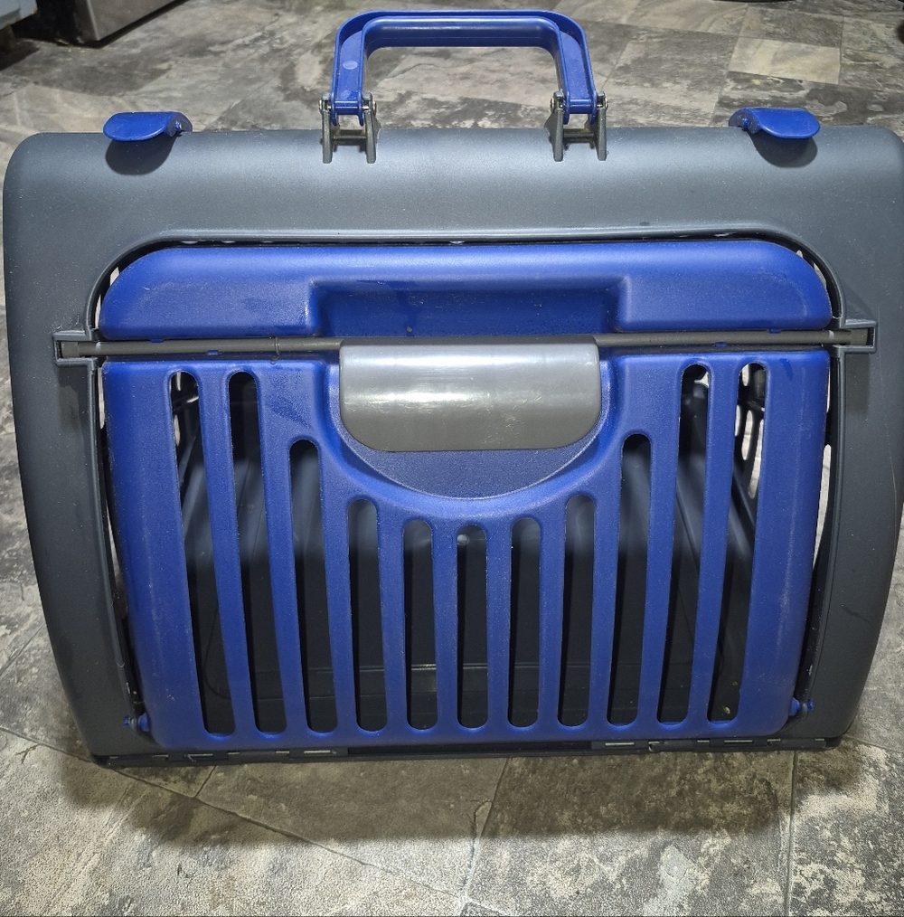 New Foldable Travel Small Pet Carrier Sport Designs Collapseable